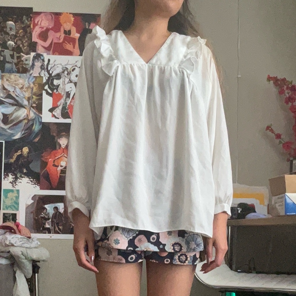 white ruffle top